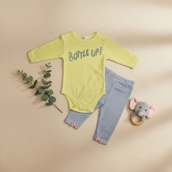 New Baby Girl 3-piece set 2 bodysuits and pants size 9 months - Picture 5 of 5